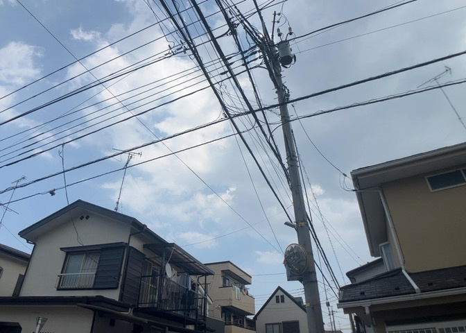 眺望の良さを楽しめるダイニングキッチンで家族団らんの時間を過ごしてはいかがでしょうか。バルコニーから見える景色を家族で眺める時間は、時間が経つのを忘れてしまいそうですね。是非、現地を見に行きましょう！