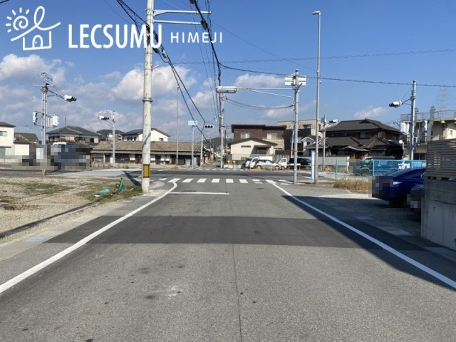 前面道路含む現地写真