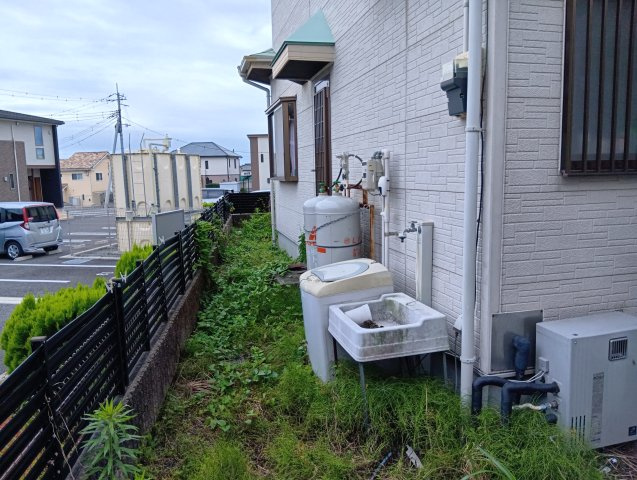 専用庭があります。ガーデニングや家庭菜園が楽しめます。
