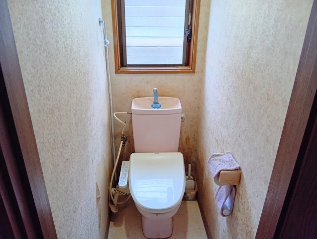トイレが各階にあります。忙しい朝や、ファミリー世帯は助かりますね。