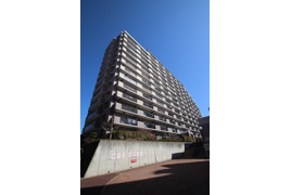 ランディア桃花台3番館の外観