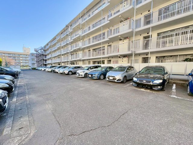 駐車場/有(平面：月額8400円)　※空き状況は管理会社に要確認