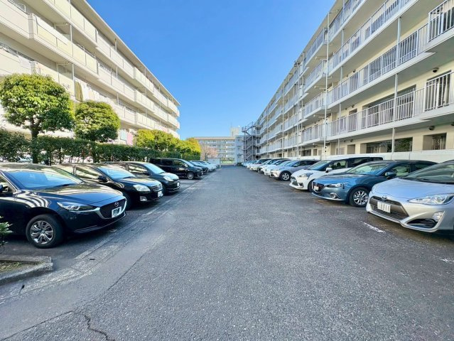 駐車場/有(平面：月額8400円)　※空き状況は管理会社に要確認