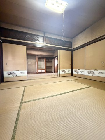 感情のある和室。ゆったりとした時間を過ごせる落ち着いた空間です。