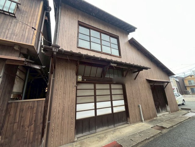 外観：334000218178