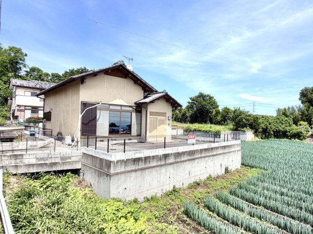 ■外観｜閑静な住宅街で始める新しい暮らし♪開放的な毎日をあなたへ(^^♪