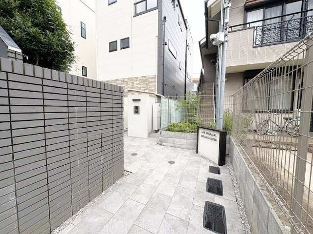 不在時にもラクラク荷物が受け取れる宅配ボックス。