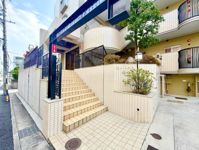 エントランス(外)