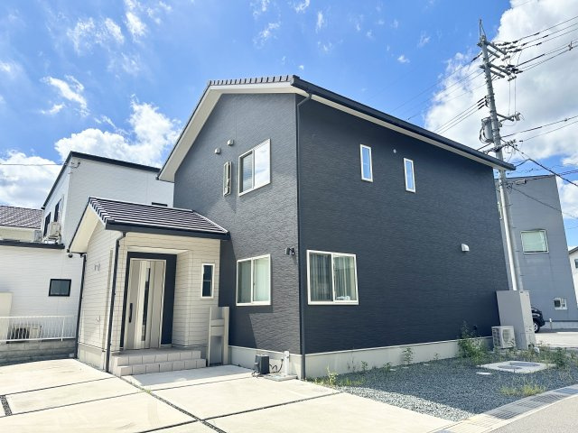 外観：334000231890