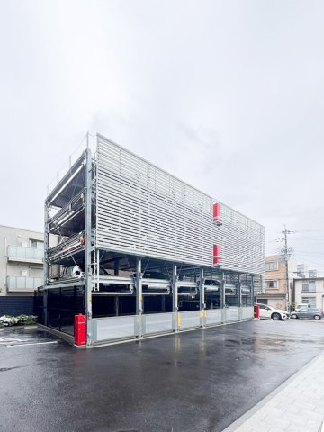 敷地内の駐車場です。