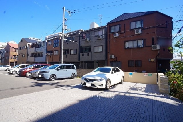 【屋外駐車場】