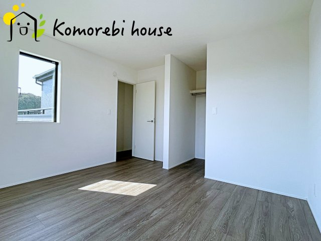 開放的な寝室です