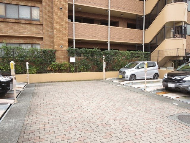 機械式駐車場は現在複数空きあります（下段と中段のみ）