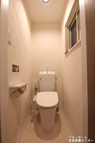 2階にもトイレ有です。