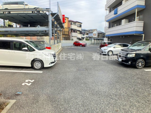 駐車場/空有(2026年4月現在)　月額500円～1500円　※空き状況は管理会社に要確認