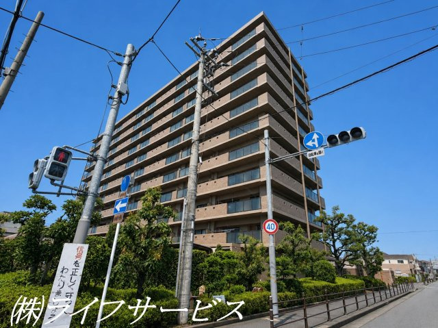 外観：327002610215
