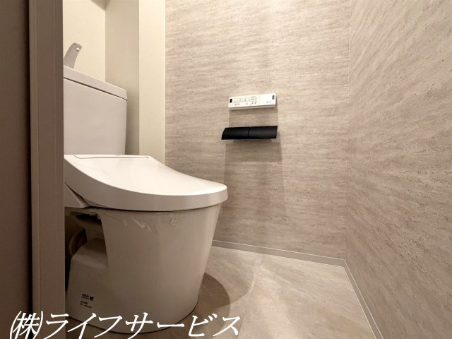温水洗浄便座付トイレ