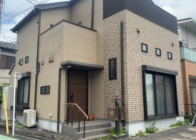 物件の詳細については、現地を見てわかること以外に、役所や法務局などで調べないとわからないことがあります。そのため、現地に行く場合は、もしこの物件を買ったらどのような生活ができるかをイメージしましょう。