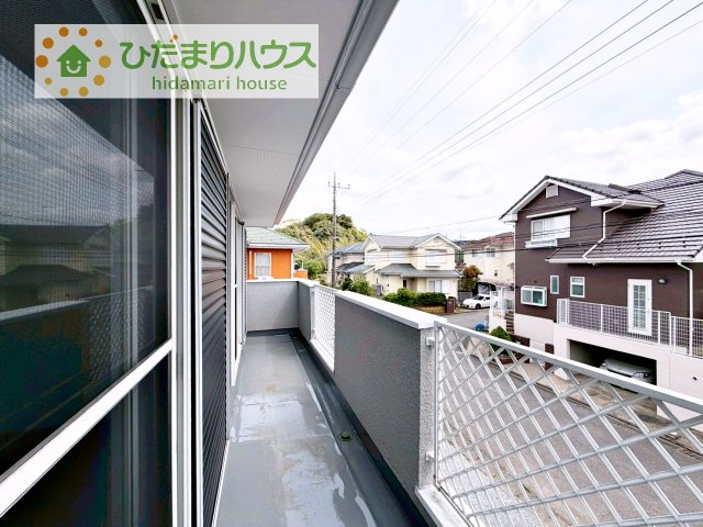 あたたかな光が差し込む、南向きのバルコニー(#^^#)