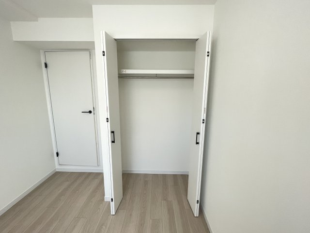 各居室に収納がついており、家族で使い分けしやすくなっています。　