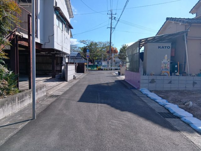 前面道路含む現地写真