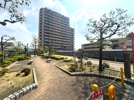 外観：327002229086