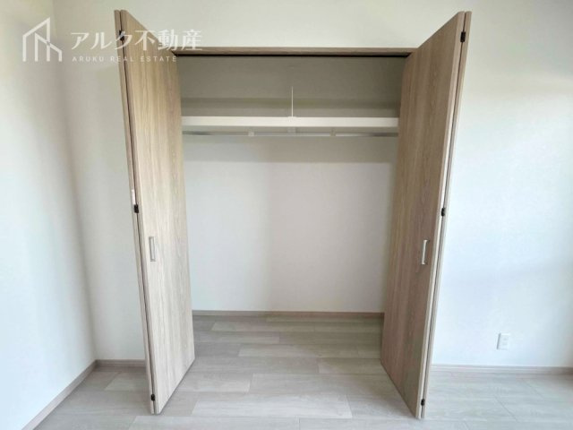 全居室クローゼット完備。