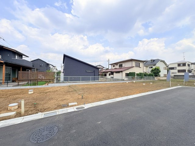 教育施設や商業施設が身近に揃い暮らしに便利なロケーション。