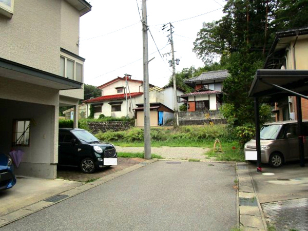 【高山市上岡本町の土地の写真】