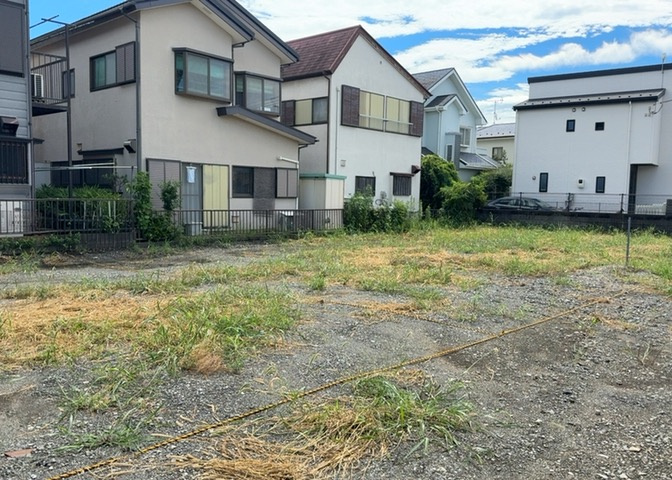 家を建てる前提で土地を探している場合、地盤の丈夫さは譲れない条件の一つです。地盤が脆弱だと追加工事が必要となります。また、過去に地盤沈下や液状化現象を起こした土地は、できるだけ避けた方がいいでしょう。