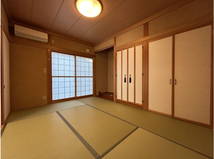 1階和室：居住用としても来客用としても◎