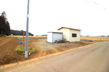 周辺に妨げとなるものが無く開放的な土地です