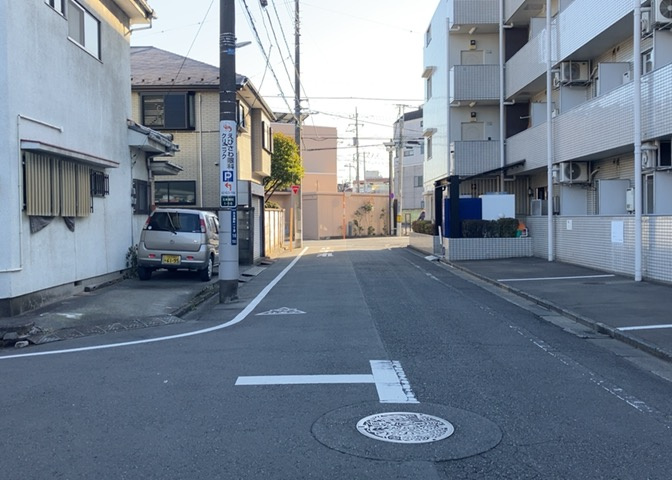 景色重視でお家選ぶをするとスーパーが遠い！学校が遠い！など生活をするうえで利便性で困ることもあります。まず一度現地を見学する際に、周辺の施設などがあるかを確認し、暮らし始めた後のことを想像しましょう。