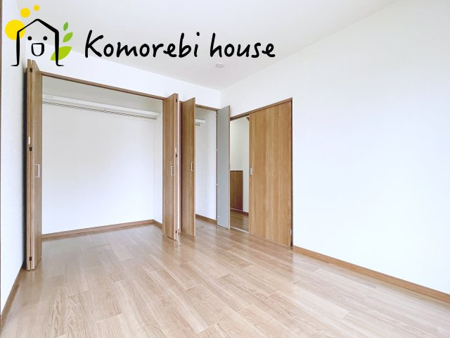使い勝手のいい洋室です