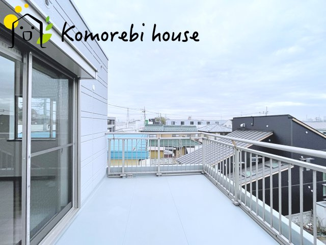 広々としたバルコニーです