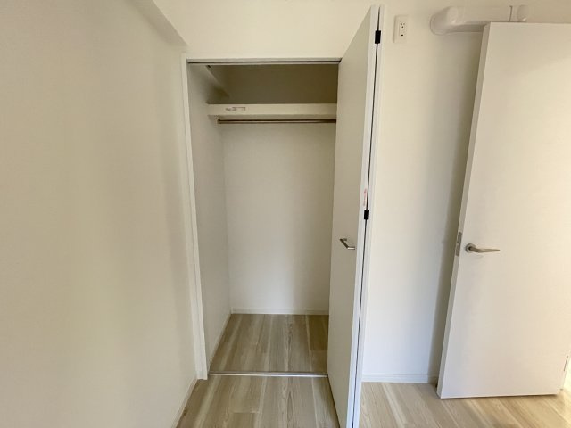 各居室に収納がついており、家族で使い分けしやすくなっています。　