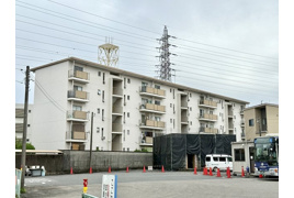 ユーハイツ天白の外観