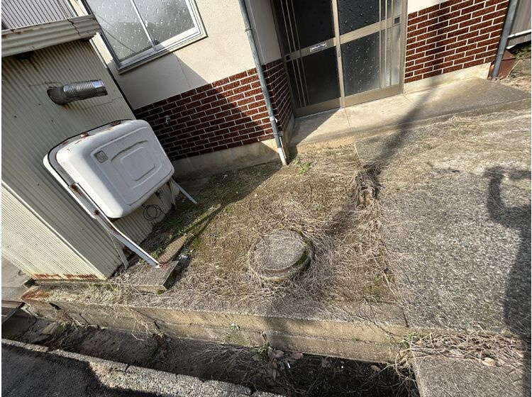 敷地前