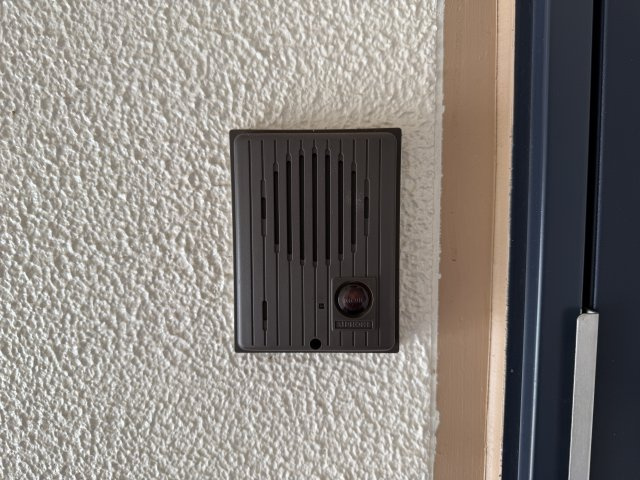 インターホン付きです。