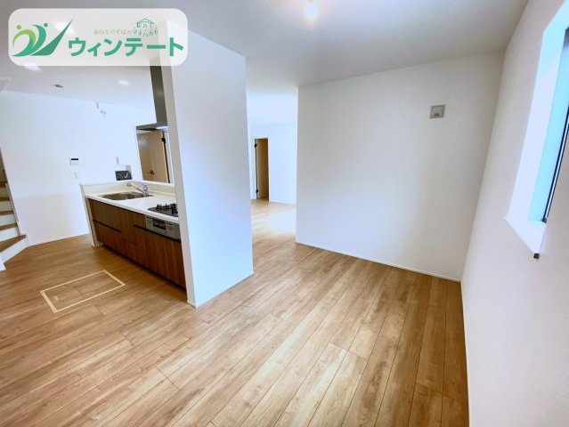 完成したLDKです♪写真では伝わりきらない開放感と明るさ、ぜひ現地でご体感ください。