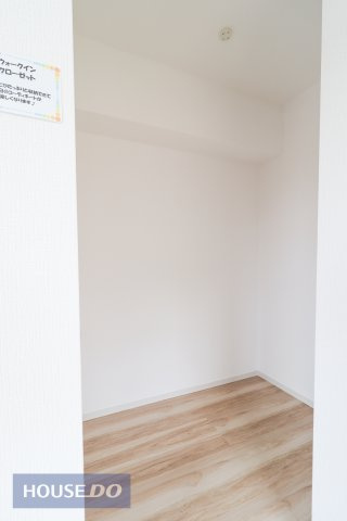 【収納】現地完成写真。　整理整頓が簡単に！ウォークインクローゼットのある暮らしは面倒な季節の衣替えもスムーズになります！