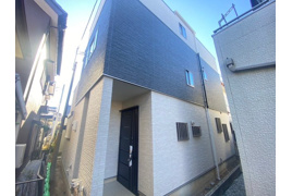 越谷市伊原2丁目 全1棟 新築一戸建ての外観