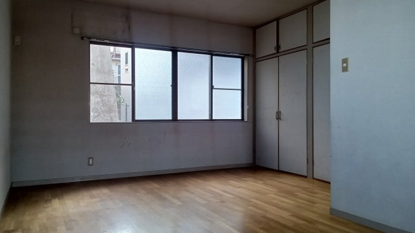 【広島市中区江波南1丁目の洋室】