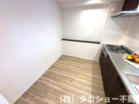 キッチン後ろが凄く広いです!!