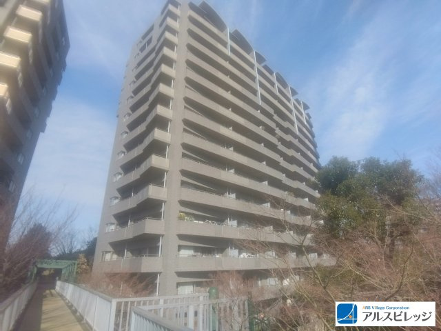 駅前約2万坪の敷地に建つハイグレードマンション！