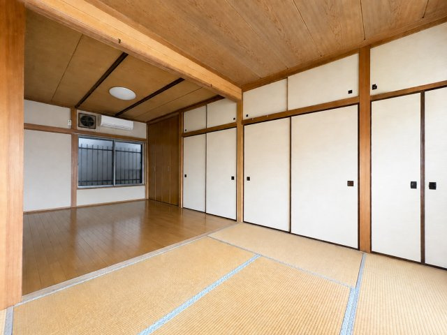 ◆柔らかい陽光が差し込む明るいお部屋を演出する設計。彩光の取れる窓が気持ちの良いお部屋を創り上げます。※一部加工あり