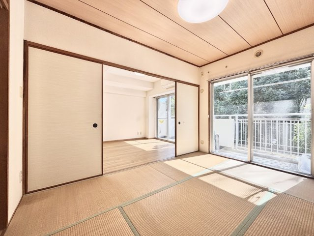 ◆室内はいつも明るい印象なので気持ちの良い朝を迎えられます。