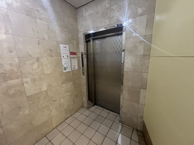 エレベーター