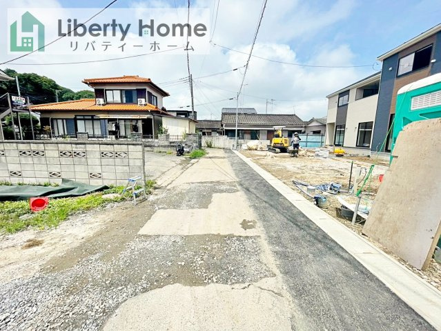 前面道路含む現地写真