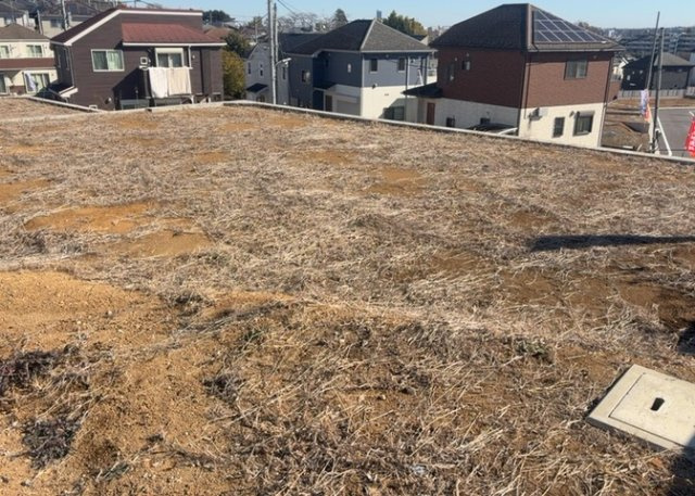 隣家の土地はどうなっているのか、生活利便施設が近くにあるのか、学校まで近いかなど、お客様のライフスタイルにあわせたイメージが重要です。また、近くにあると困る施設が近くにないかも確認するといいでしょう。
